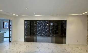 Imagem 2: Casa a venda em Buraquinho com 4 suites em condominio fechado Quinta do Bosque