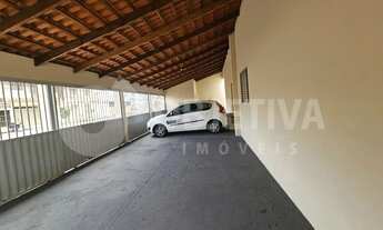 Imagem: Casa para aluguel, 2 quartos, 1 vaga, SANTA