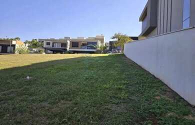 Imagem 3: Terreno de 603m² para venda - Alphaville III