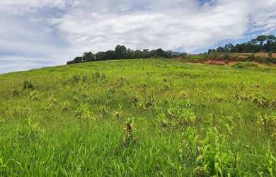 Imagem: Lotes amplos em Ibiúna com acesso próximo