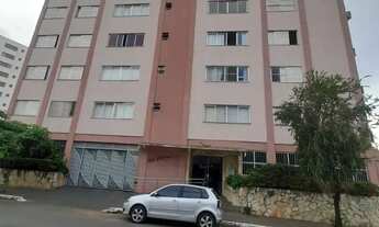 Imagem 2: Apto 03 Quartos 01 Suíte, Elevador e 130 m² Centro de Goiânia