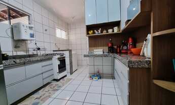 Imagem 2: Casa em condomínio 3 suítes com área de lazer a duas quadras da Av.Kennedy