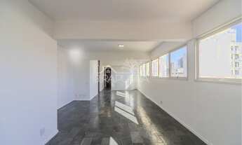 Imagem 4: Perfeito apartamento de 121m2 com 3 dormitórios, sendo 1 suíte, 2 banheiros e 1 vaga à ven