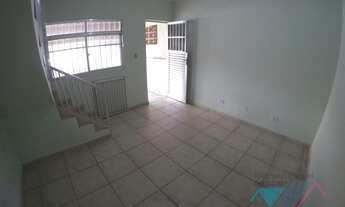 Imagem 2: Sobrado para Venda em Praia Grande, Nova Mirim, 2 dormitórios, 1 banheiro, 1 vaga