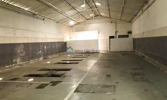 Imagem 2: Salão comercial de 300 m²