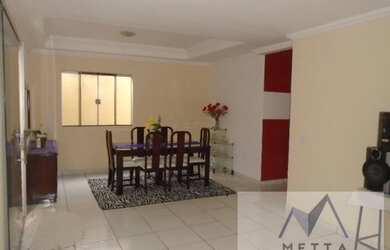 Imagem 3: Sobrado para Venda em Presidente Prudente, Residencial Itapuã, 5 dormitórios, 1 suíte, 2 b