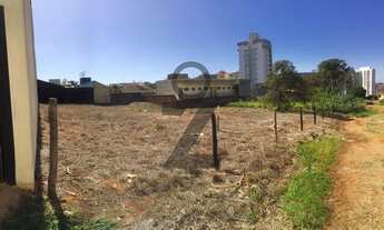 Imagem 2: TERRENO A VENDA NO JARDIM CONTORNO