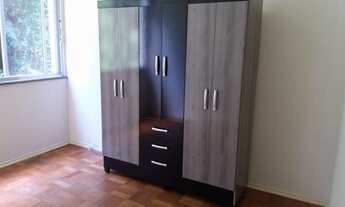 Imagem 2: Apto Centro, reformado, local nobre, Rua 16 de março, excelente preço - Petrópolis - RJ