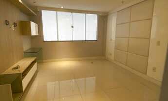 Imagem 3: Casa à venda no Paço do Lumiar - Sala de Estar/Jantar com pé direito duplo - 05 suítes sen