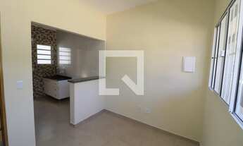 Imagem 2: Apartamento para Aluguel - Jardim Santa Teresinha, 2 Quartos, 30 m2