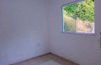 Imagem 4: Casa para venda possui 85 metros quadrados com 2 quartos em Jardim Tropical