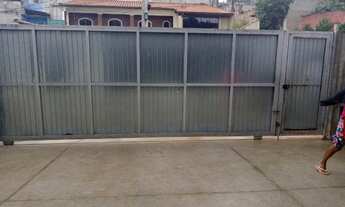 Imagem 2: Galpão Docado para aluguel tem 750 metros quadrados