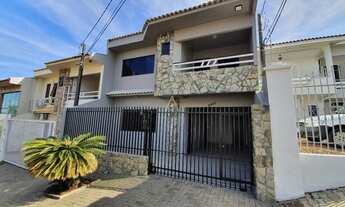 Imagem 2: Sobrado para locação no Centro