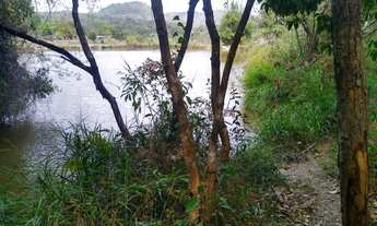 Imagem 6: Chácara Rio nos fundos