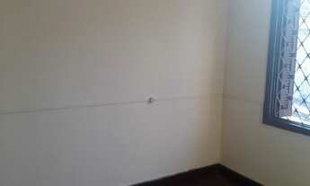 Imagem 7: Aluga-se apto por 3.000 na Av Pedro Lessa