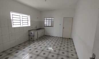 Imagem 4: Sobreloja com 220m², 03 salas, 02 banheiro , piso de cerâmica e cozinha