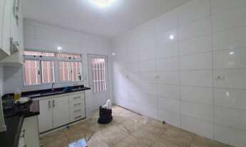 Imagem 3: Casa para venda com 125 metros quadrados com 2 quartos em Vila Zilda - Guarujá - São Paulo