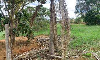 Imagem 6: Chácara Condomínio Vale das Cachoeiras 1750m², Frente 3 Ruas, Plana- Aragoiânia