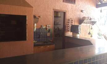 Imagem 6: Casa de condomínio para venda possui 400 metros quadrados com 4 quartos