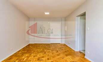 Imagem 5: Simpático sala/quarto, totalmente reformado, com garagem, em andar alto, com excelente ilu