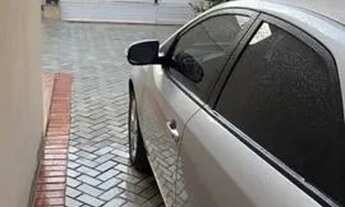 Imagem 2: Casa em rua pública com 3 quartos, piscina e churrasqueira - Confira!