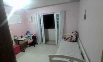 Imagem 4: Casa triplex no encantado