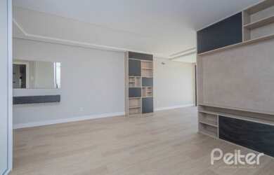 Imagem 2: PORTO ALEGRE - Apartamento Padrão - Tristeza