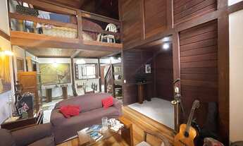 Imagem 7: Casa com 241m² de área construída em um terreno de 600m² com vaga para mais de 6 carros