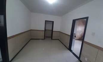 Imagem 2: Casa com 4 dormitórios à venda em Belo Horizonte