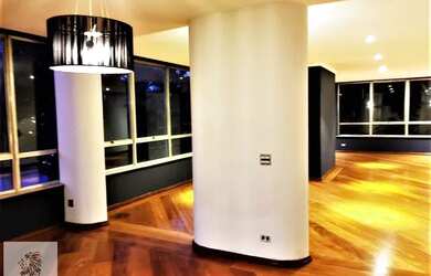 Imagem 5: Casa / Sobrado para Venda em São Paulo, Jardim Guedala, 4 dormitórios, 2 suítes, 5 banheir