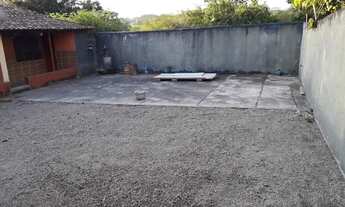 Imagem 6: Vendo Casa em São Vicente Araruama RJ 1 Quarto Garagem Coberta Quintal com Frutíferas