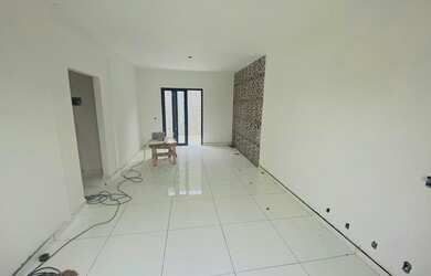 Imagem 4: CASA A VENDA NO BAIRRO DO BOTUJURU - MOGI DAS CRUZES ÁREA DO TERRENO: 125 M² ÁREA CONSTRU