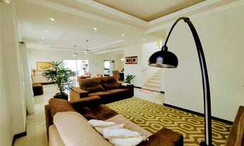 Imagem 4: Casa mobiliada de 5 quartos com 3 suítes no Green Club I