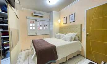 Imagem 2: Casa de condomínio para venda possui 110 metros quadrados com 3 quartos