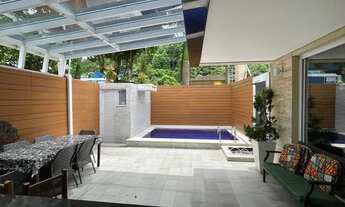 Imagem 2: Casa para Venda e Permuta possui 352 metros quadrados com 4 quartos em Enseada - Guarujá