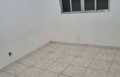 Imagem 3: Alugo uma ótima casa com 2quartos na Taquara rua Jordão 510