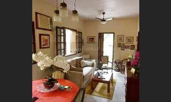 Imagem 13: Open House vende casa linear, 2 quartos no Fonseca, com anexo tipo apto e 2 vagas de gara