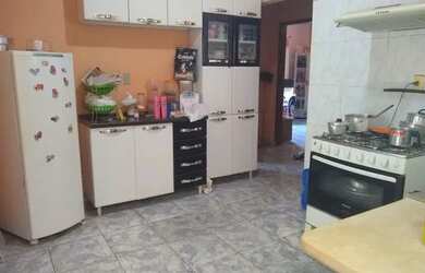 Imagem 2: Vendo casa no educandos