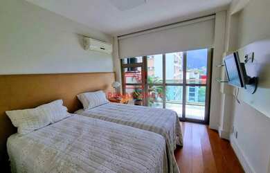 Imagem 7: Luxo no Leblon: Cobertura dos Sonhos com 3 Suítes, Jacuzzi e Duas Vagas