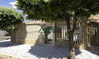 Imagem 3: Casa com 4 quartos sendo 02 suítes na região sul de Londrina