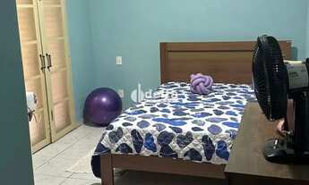 Imagem 9: Casa disponível para venda no bairro Segismundo Pereira em Uberlândia MG