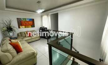 Imagem 2: Casa à Venda no Bairro Fernão Dias Ampla, Moderna e Aconchegante