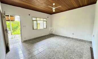 Imagem 2: Casa com 3 dormitórios para alugar por R$ 2.200,00/mês - Jardim Ivoty - Itanhaém/SP