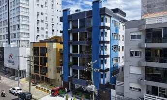 Imagem 3: No centro de Capão, junto a praça da igreja!!!