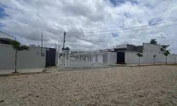 Imagem 5: Excelente casa com 03 quartos, em rua privativa com portão automático. Primeira locação