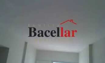 Imagem 3: APTO 02 QUARTOS COM PISCINA EM VILA ISABEL