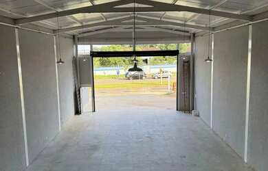 Imagem: Galpão próximo ao batalhão de Polícia