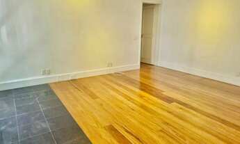 Imagem 4: Leblon- Quadra praia - 3 quartos( suite) vaga de garagem