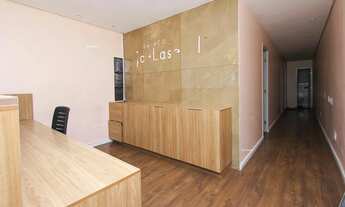 Imagem 7: Loja versátil na Av. Barão de Studart ao lado do Colégio Christus