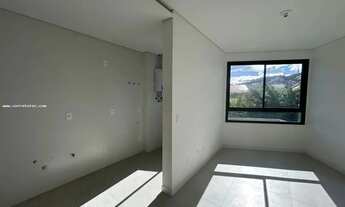 Imagem 4: Apartamento para Venda em Florianópolis, Carvoeira, 2 dormitórios, 1 suíte, 2 banheiros, 1